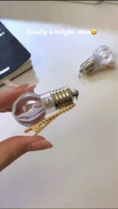 ✨ Glow Up Your Style – Bulb Light Hair Pins ✨