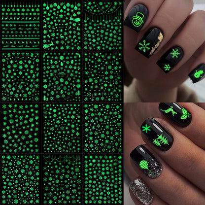 🌙 Nails That Shine at Night