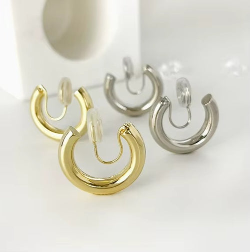 Pair of Vintage Hoops – Zero Pain Comfort! 💫
